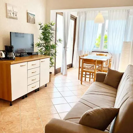 Apartment In - Istrien 53439 Funtana